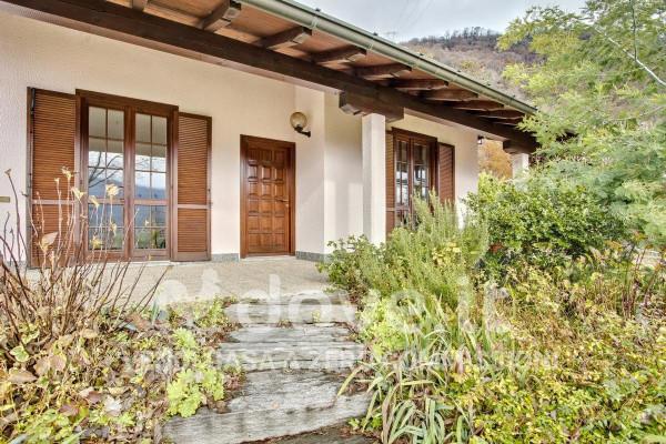 casa indipendente in vendita a Cuveglio