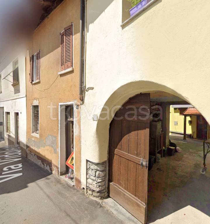 appartamento in vendita a Cuveglio