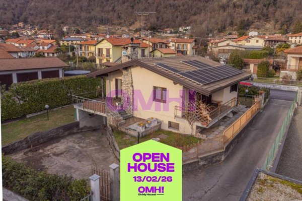 casa indipendente in vendita a Cuveglio