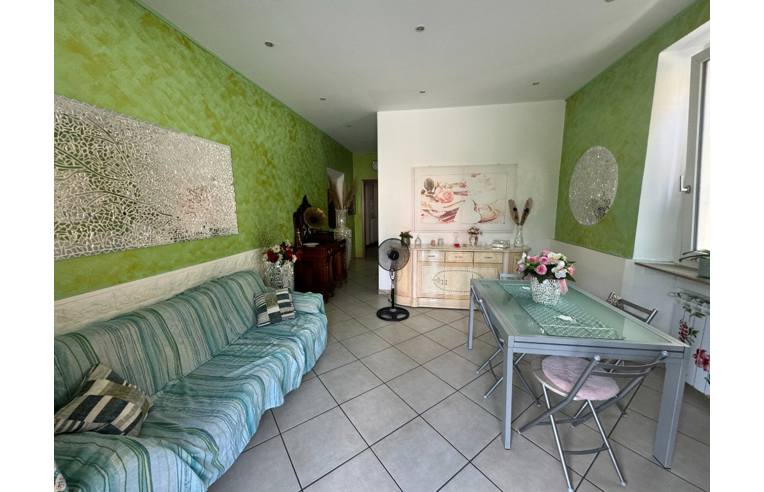 appartamento in vendita a Cuveglio in zona Vergobbio