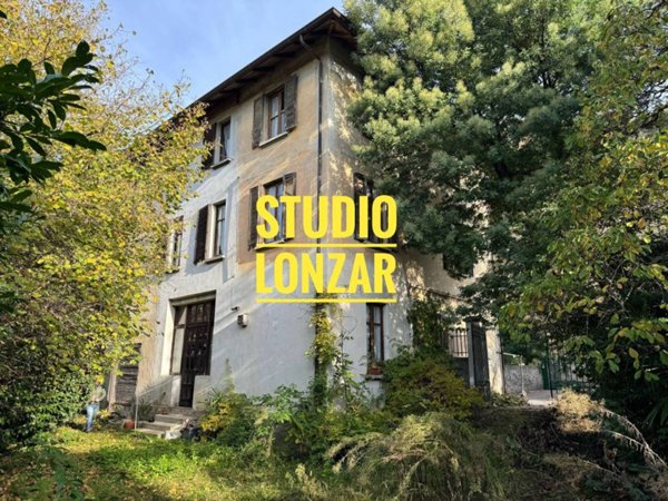 casa indipendente in vendita a Cuveglio in zona Vergobbio