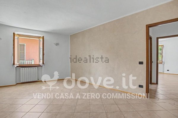 appartamento in vendita a Cuveglio in zona Vergobbio