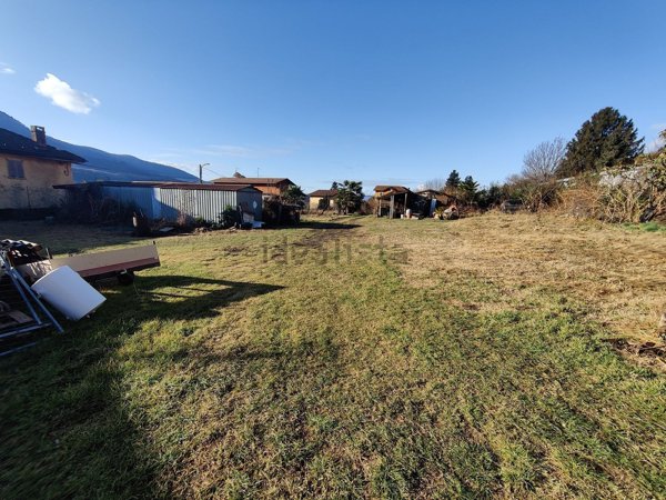 terreno edificabile in vendita a Cuveglio in zona Vergobbio