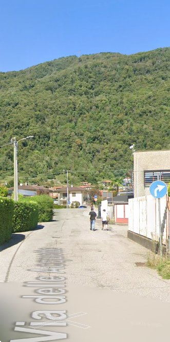locale commerciale in vendita a Cuveglio in zona Vergobbio