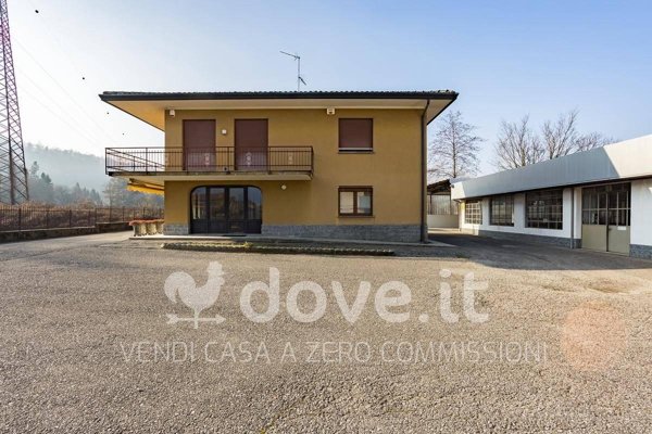 villa in vendita a Cuvio