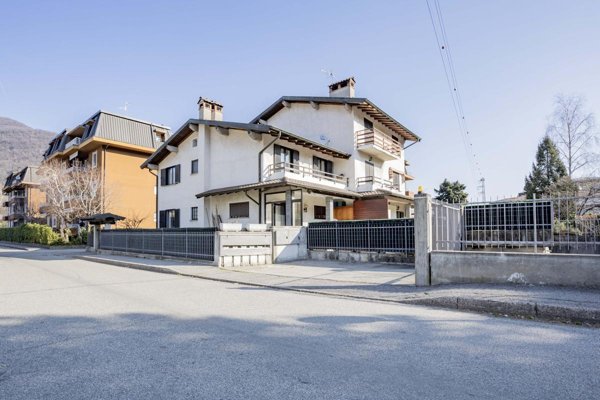 appartamento in vendita a Cuvio