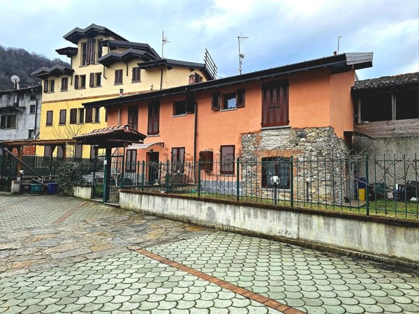 appartamento in vendita a Cuvio