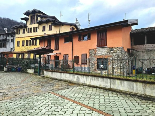 appartamento in vendita a Cuvio