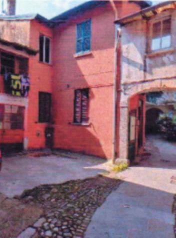 terreno edificabile in vendita a Cuvio