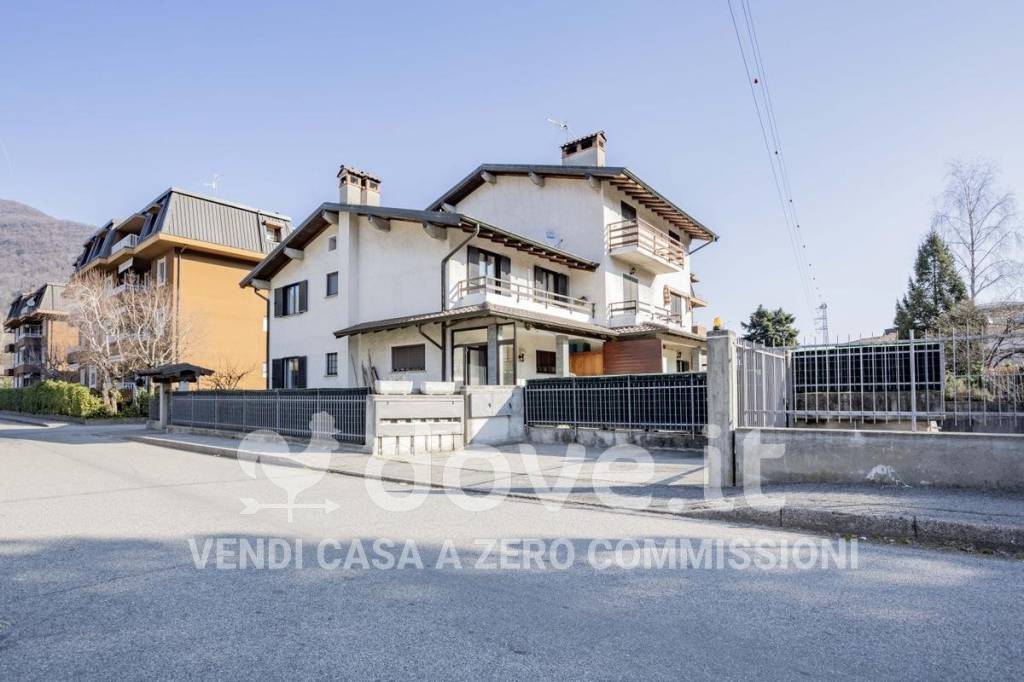 appartamento in vendita a Cuvio