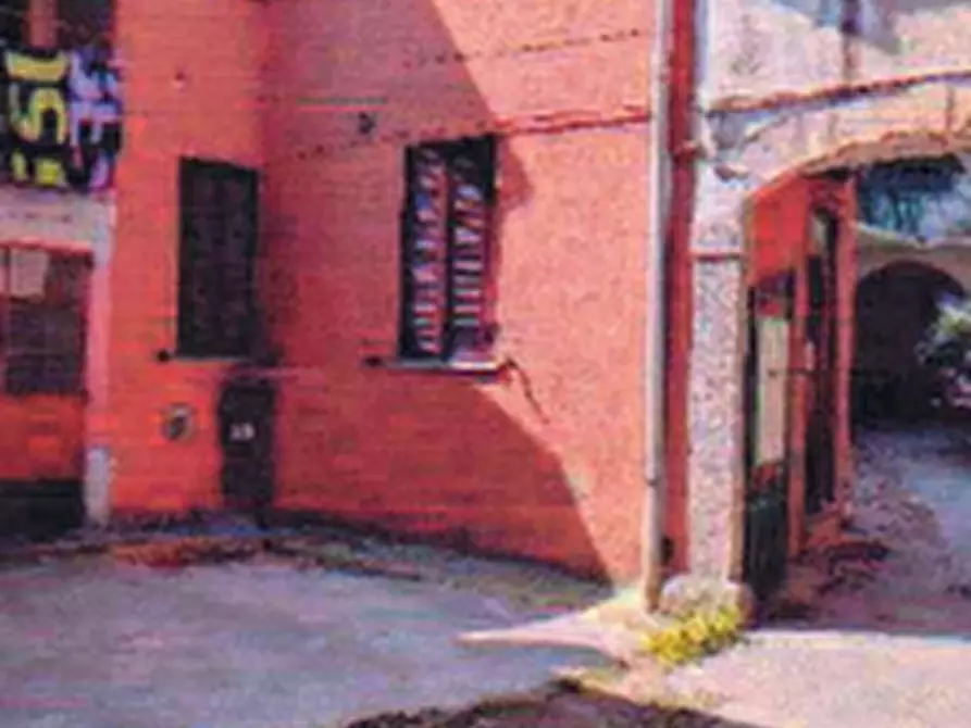 casa indipendente in vendita a Cuvio