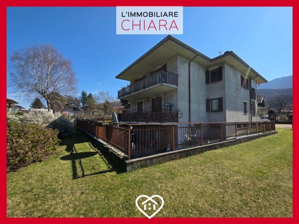 casa indipendente in vendita a Cuvio