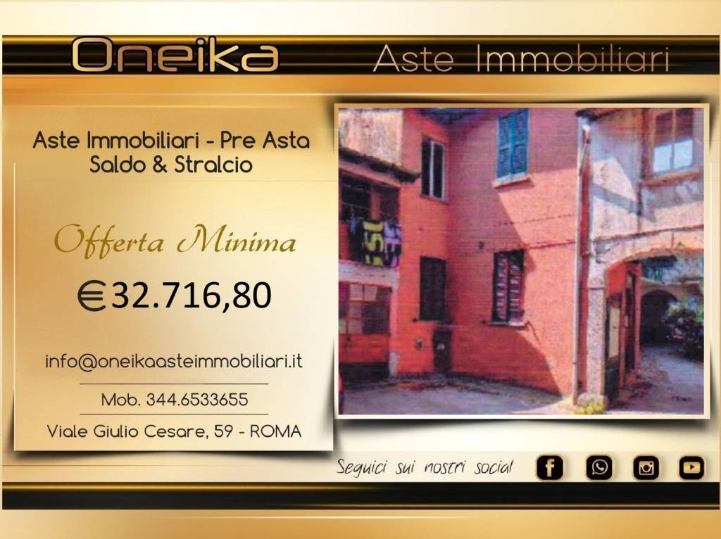 casa indipendente in vendita a Cuvio in zona Comacchio