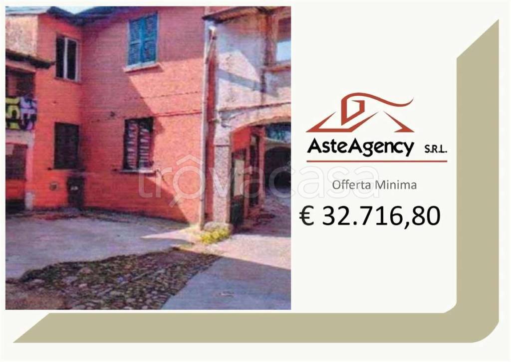 appartamento in vendita a Cuvio in zona Comacchio