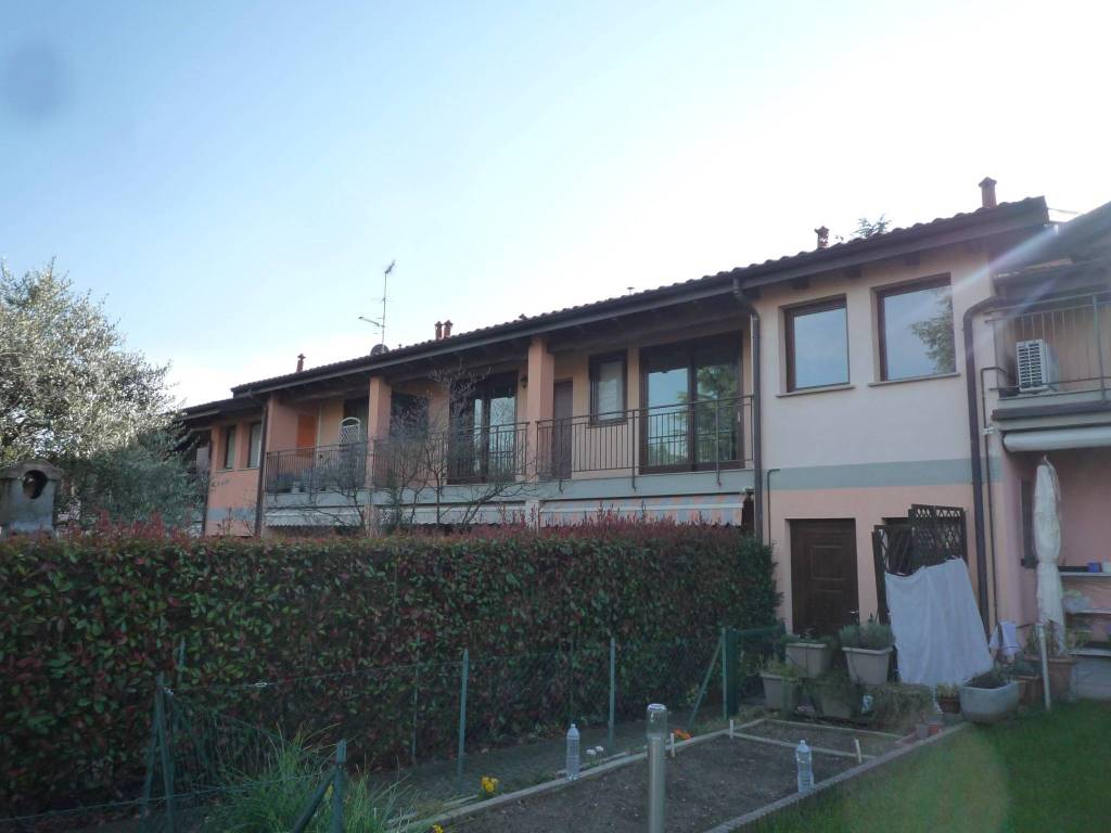 appartamento in vendita a Daverio