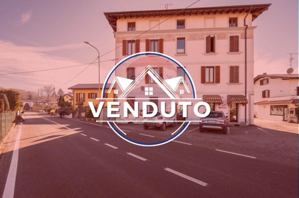 appartamento in vendita a Daverio