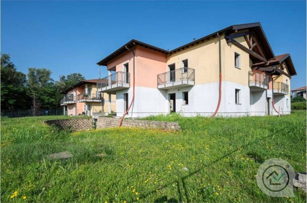 appartamento in vendita a Daverio