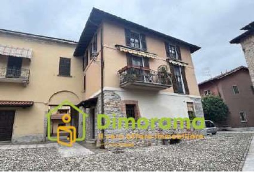 appartamento in vendita a Daverio