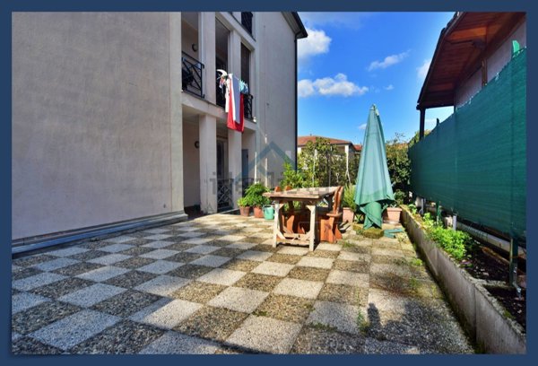 appartamento in vendita a Daverio