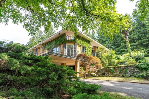 casa indipendente in vendita a Daverio