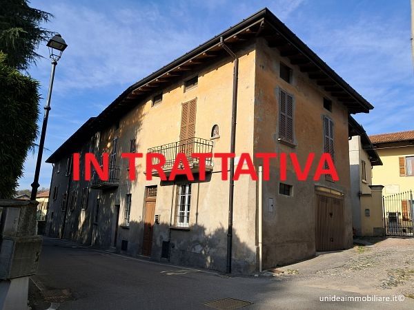 casa indipendente in vendita a Daverio
