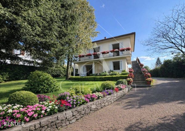 casa indipendente in vendita a Daverio