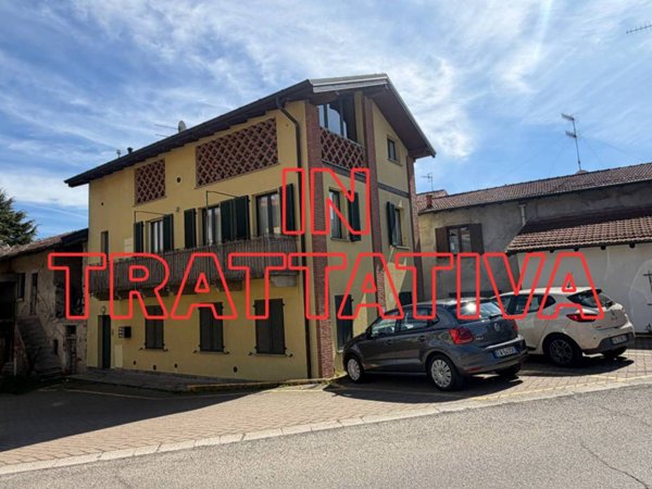 appartamento in vendita a Daverio