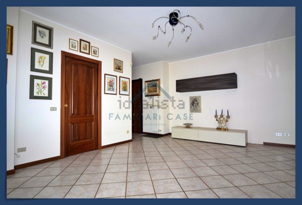 appartamento in vendita a Daverio