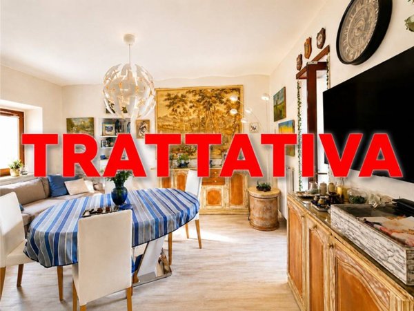casa indipendente in vendita a Daverio in zona Dobbiate