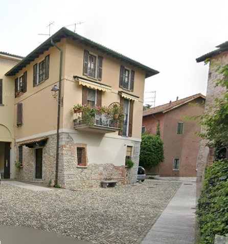 casa indipendente in vendita a Daverio