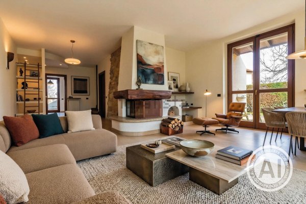 casa indipendente in vendita a Daverio in zona Dobbiate