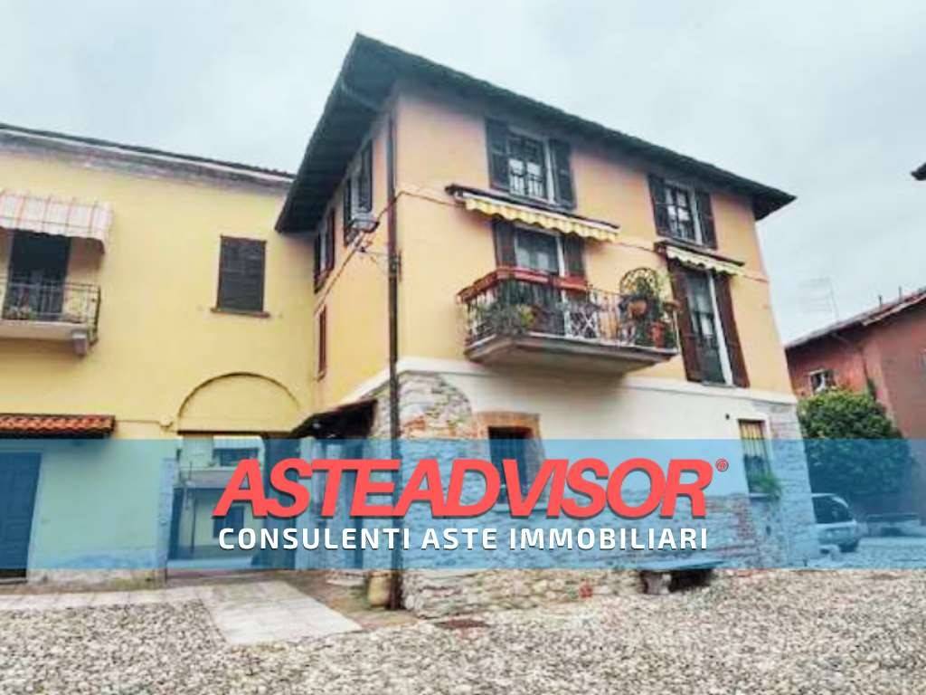 appartamento in vendita a Daverio