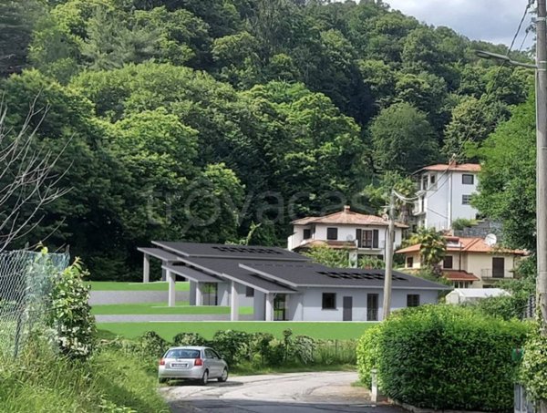 casa indipendente in vendita a Dumenza