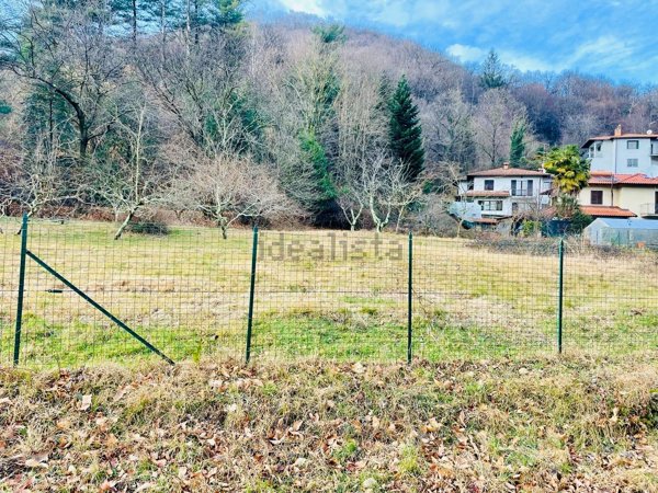 casa indipendente in vendita a Dumenza