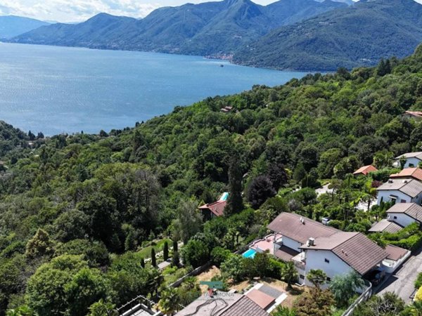 casa indipendente in vendita a Dumenza