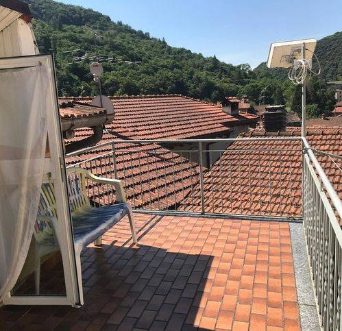 casa indipendente in vendita a Dumenza