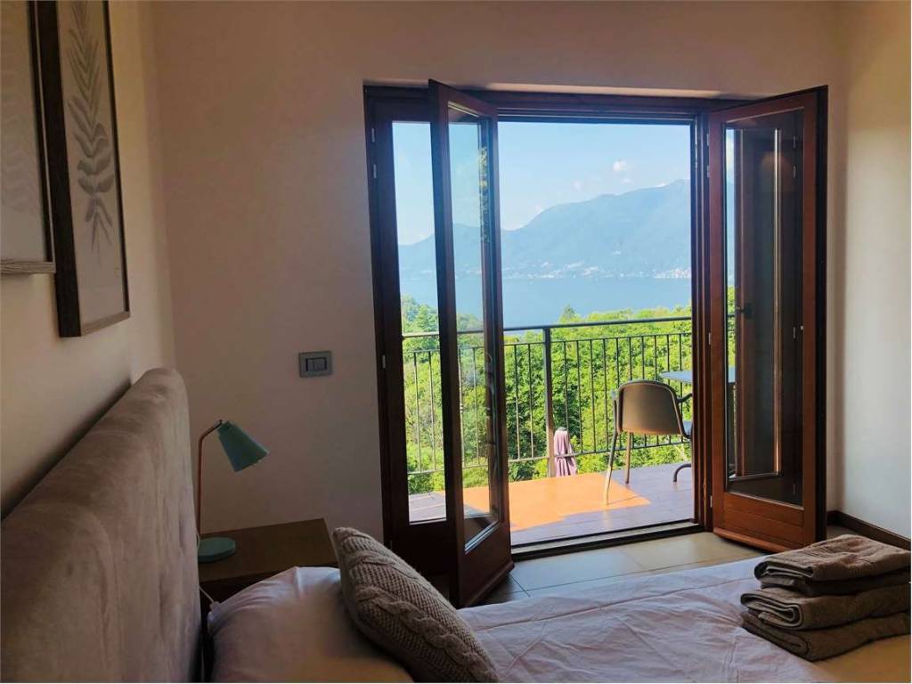 casa indipendente in vendita a Dumenza