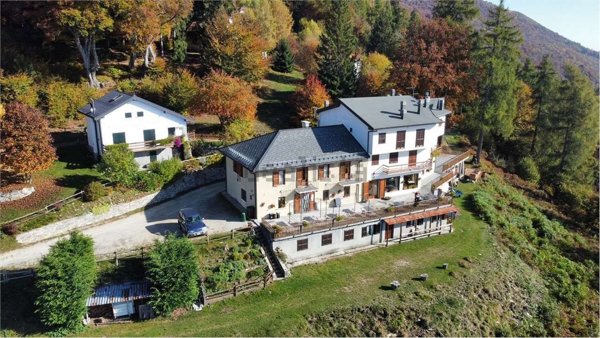 casa indipendente in vendita a Dumenza