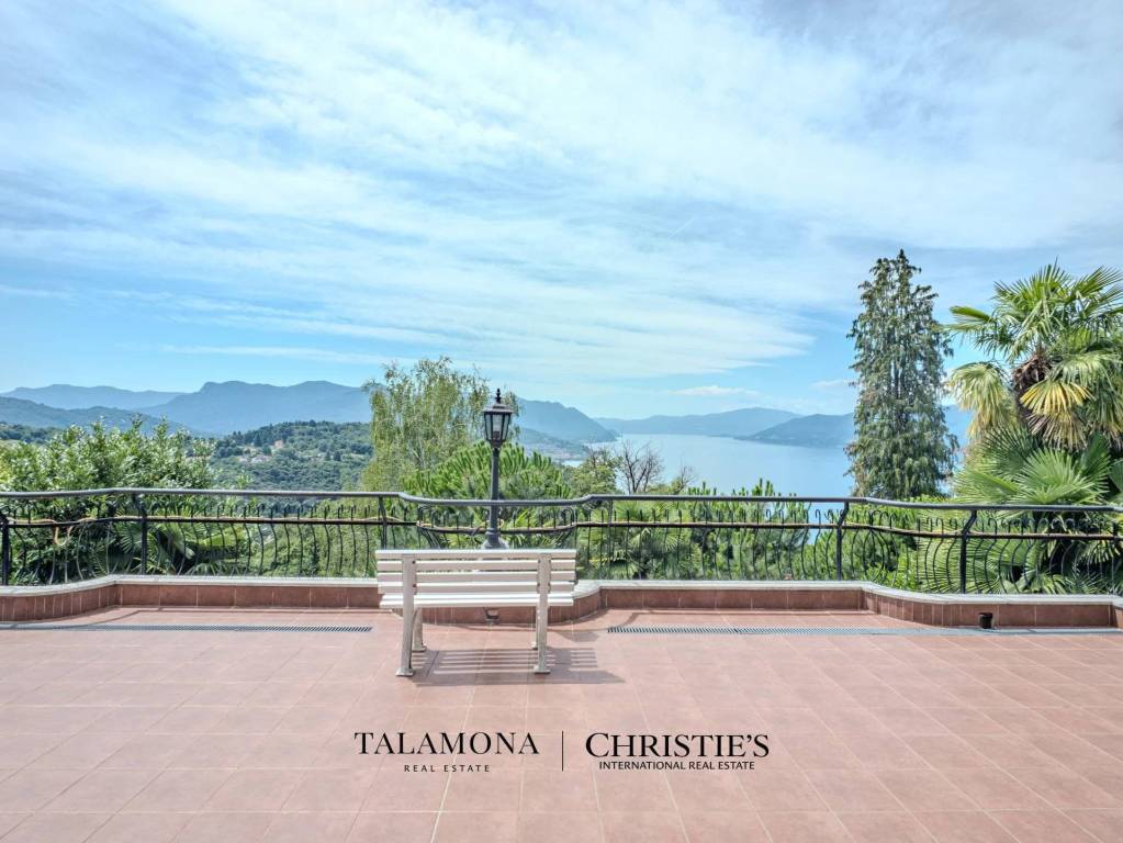 casa indipendente in vendita a Dumenza