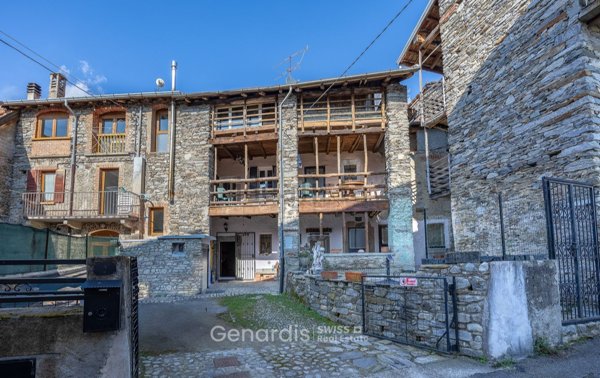 casa indipendente in vendita a Dumenza