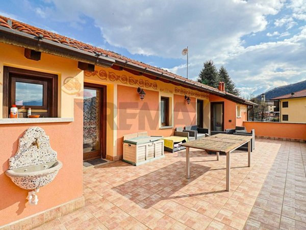 appartamento in vendita a Dumenza