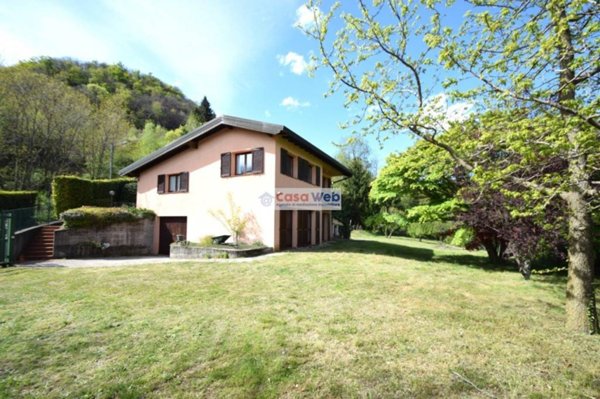 casa indipendente in vendita a Dumenza