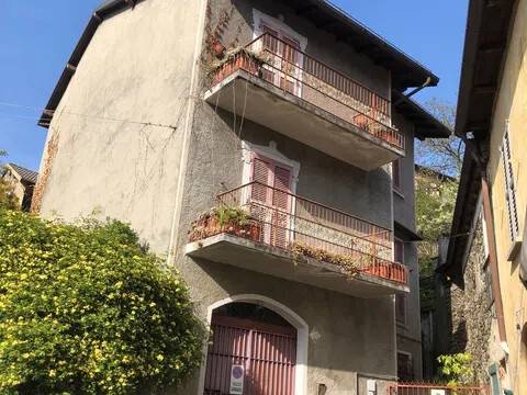 casa indipendente in vendita a Dumenza