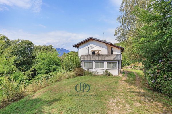 casa indipendente in vendita a Dumenza