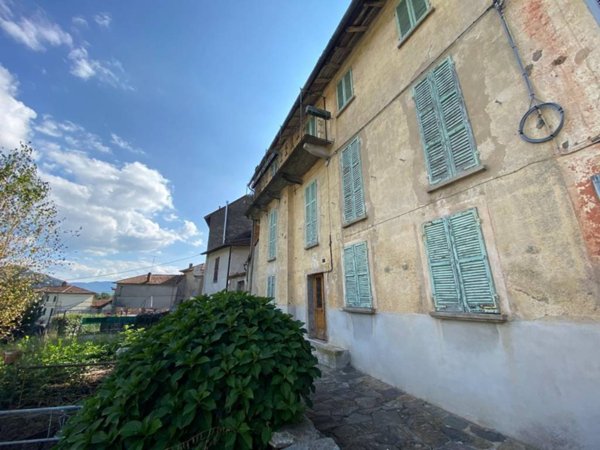 casa indipendente in vendita a Dumenza