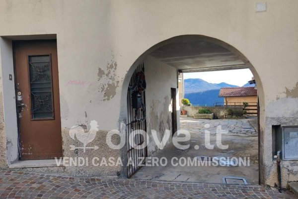 appartamento in vendita a Duno