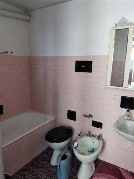 casa indipendente in vendita a Duno