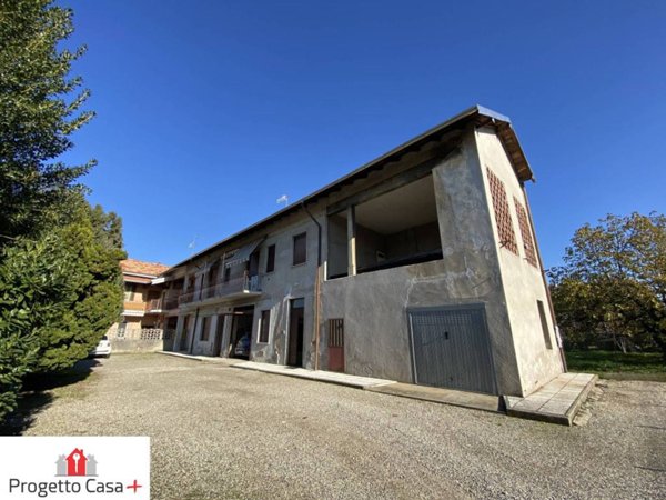casa indipendente in vendita a Fagnano Olona