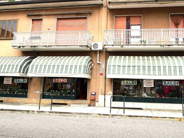 appartamento in vendita a Fagnano Olona
