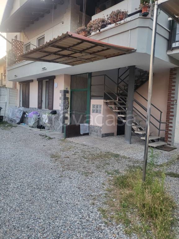 appartamento in vendita a Fagnano Olona